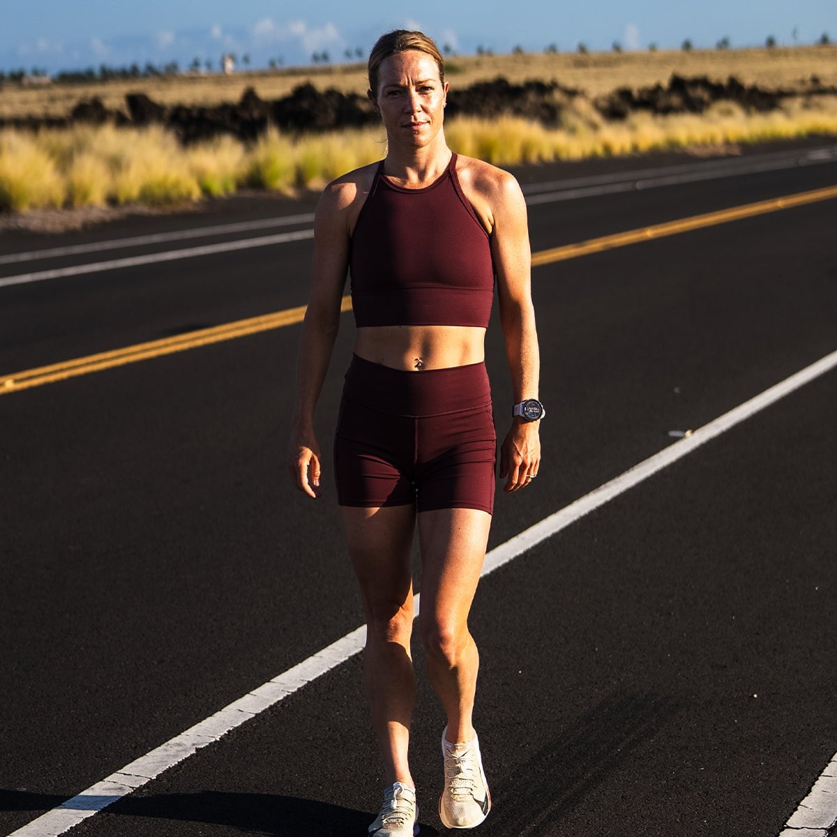 Zoot Sports RUN BOTTOMS Women's Elite Run 5" High-Rise Short - Burgundy